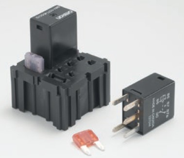 2-POSITION 280 MICRO RELAY + 2 POSITION MINI STYLE FUSE