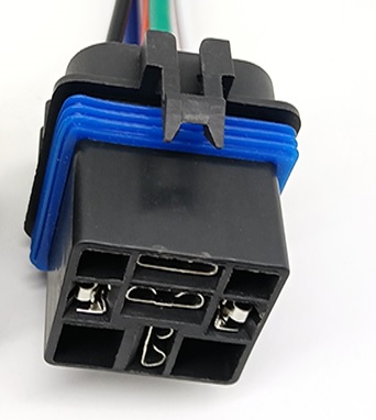 Power Relay Socket - waterproof - Set with 5 x terminals 3 x 9.5 + 2 x 6.3 - 2 x rubber part - without relay (set not pre-mounted!)